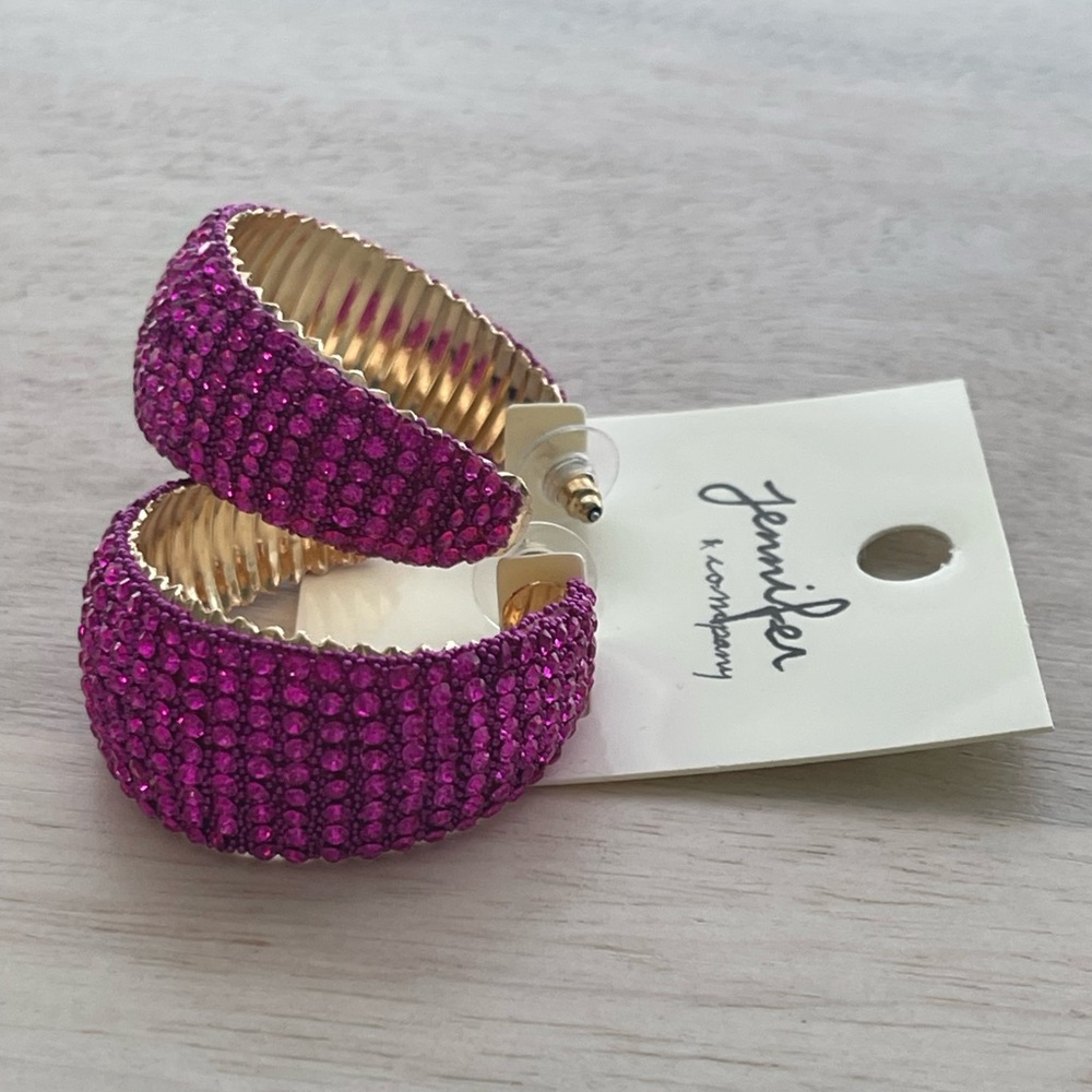 Chic Pink and Gold Earrings with Delicate Craftsmanship - Picture 10 of 11